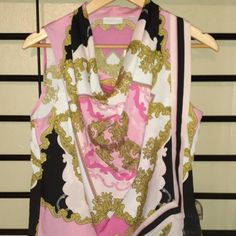 Beautiful Draped Blouse. Sleeveless Never Worn. Chic Multicolor Sleeveless Blouse, Elegant Multicolor Sleeveless Blouse, Chic Pink Tank Blouse, Feminine Pink Tank Blouse, Pink Feminine Tank Blouse, Elegant Sleeveless Pink Blouse, Pink Feminine Sleeveless Blouse, V-neck Blouse With Multicolor Abstract Print, Chevron Blouse