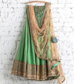 Green Lehenga, Sister Outfits, Hippy Chic, Red Lehenga, Desi Clothes