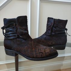 Price Firm. John Varvatos Collection 2016 Keith Back Lace New Zealand Calf Hair Ankle Boots. Size Men's 8.5. Handmade In Italy. In Great Shape. No Dust Bag No Original Box. Designer Brown Ankle Boots, Luxury Brown Moto Boots With Leather Sole, Luxury Brown Moto Boots For Fall, Luxury Brown Ankle Moto Boots, Western Brown Calf Hair Boots, Masculine Ankle Boot For Fall, Designer Brown Snip Toe Boots, Masculine Brown Chelsea Ankle Boots, Calf Hair Boots With Leather Sole And Round Toe