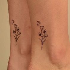 #bestfriendtattoos #bestfriend#tattoo #bestfriendquotes #bestfriendforever#bestfriendsforlife #bestfriendbirthday #bestfriendsday #bestfriendsgoals#bestfriendstatus #tattoos #bestfriendswedding  #bestfriendlove Flower Bff Tattoos, Dainty Best Friend Tattoos Simple, Bestfriend Matching Tattoo, Childhood Friend Tattoos, Tiny Bff Tattoos, Small Tattoos Matching Friendship, Small Matching Best Friend Tattoos, Small Best Friend Tattoos Matching, Small Bestie Tattoos