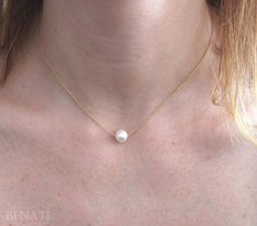 Pearl with gold necklace, Single pearl gold necklace, Freshwater pearl on gold link chain, White pea Pearl With Gold Necklace, Pearl Gold Necklace, Floating Pearl Necklace, Sophisticated Jewelry, Pearl Necklace Designs, Single Pearl, Gold Link Chain, White Pearl Necklace, Gold Pearl Necklace