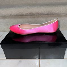 Color: Pink Lemonade Size: B39 Us: 8.5 Never Worn These Flats Are Silky Smooth And Are A Perfect Addition To Your Wardrobe! Sarah Jessica Parker Shoes, Pink Ballet Shoes, Sarah Jessica, Sarah Jessica Parker, Pink Lemonade, Fashion High Heels, Flat Color, Flat Shoes Women, Lemonade