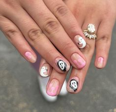 Halloween Nail Art Tutorial, Halloween Nail Ideas, Holloween Nails, Velvet Nails, Halloween Acrylic Nails, Cute Halloween Nails, Pumpkin Nails, Seasonal Nails