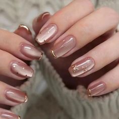 49292729352470 Birthday Nail Designs, Chic Nail Designs, Ballet Nails, Eye Nail Art, Nagellack Trends, Nagel Tips, Cat Eye Nails, Nail Forms, Cat Eyes