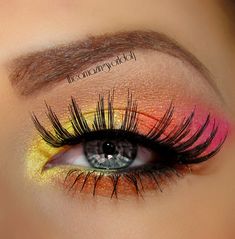 Tequila Sunrise Pink And Yellow Eyeshadow, Eye Makeup Yellow, Eye Makeup Orange, Sunset Eye Makeup, Makeup Bronze, Facial Art, Makeup Orange, Eye Makeup Cut Crease