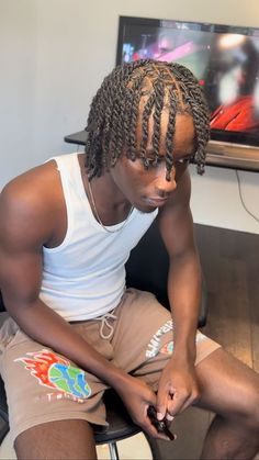 K R O W N E D on Instagram: "all locs are are beautiful but are some methods to beginning better than the other? comment COILS, TWO STRANDS, INSTANTS, or FREEFORM for a chance to win a surprise on your next appointment 🤭 - - - want the look? book! dm for appointments and scheduling. main: @royallkait client: @gideon_giotm20 #starterlocs #coils #friscohair #friscoretwist #kanyewest #mckinneyretwist #allentexas #prosperhairstylist #retwistdreads #starterlocs #locstylesformen #twostrandtwis Two Strand Starter Locs Men, Instant Locs Men, Two Strand Locs, Starter Locs Men, Two Strand Twist Starter Locs, Locs Men, Man Braids, 360 Waves Hair