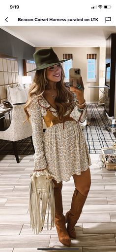 Fall Outfit With Western Boots, Boho Western Chic Outfits, Nfr Outfit Inspiration, Western Sheek Outfits, Boho Skirt Outfit Fall, Country Dinner Outfit, Nfr Daytime Outfits, Upscale Country Outfit, Dressy Western Outfits Women Stylish