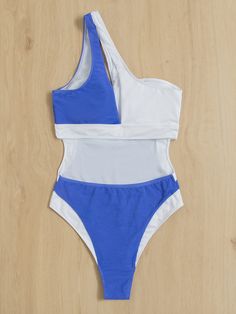 Product information: Style: one piece swimsuit Applicable gender: female Pattern style: sexy, high elasticity, Europe and America Whether with steel drag: with chest pad without steel support Pattern: color matching Fabric name: polyester Color: blue white Size Information: Size: S, M, L, XL Note: 1. Asian sizes are 1 to 2 sizes smaller than European and American people. Choose the larger size if your size between two sizes. Please allow 2-3cm differences due to manual measurement. 2. Please check the size chart carefully before you buy the item, if you don't know how to choose size, please contact our customer service. 3.As you know, the different computers display colors differently, the color of the actual item may vary slightly from the following images. Packing list: One Piece Swimsui Bandeau Tops, Swimsuit One Piece, Swimsuit Pattern, Swimwear Women, Monokini, Swim Suit, Women Swimsuits, Womens Swimwear, Color Matching