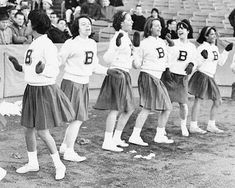 1960s cheerleading uniforms 1950s Cheerleader, 1950s Teenagers, Nostalgic Photos, 1960s Hair, Cheerleading Hairstyles