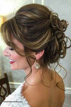 60 Most Beautiful Mother of the bride hairstyles - Latest & Trendy Nail Designs Svecane Frizure, Mother Of The Bride Updos, Mother Of The Bride Hairdos, Mother Of The Bride Hairstyles, Mother Of The Groom Hairstyles, Loose Bun, Wedding Hairs, Updo With Headband, Lob Styling