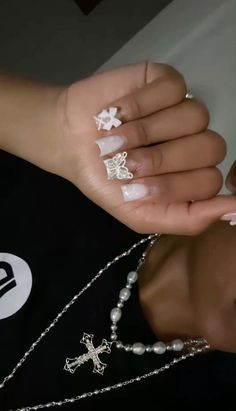 White Nails Charms, White Nails With Charms, Nails With Charms, Fye Nails, Silver Nail Designs, Hard Nails, Colored Acrylic Nails, White Acrylic Nails, Girly Acrylic Nails