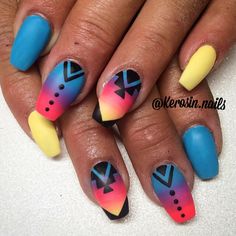 Nail art Aztec nails gel nails acrylic nails spring nails ombre nails Southwest Nails, Aztec Nail Designs, Aztec Nail Art, Nail Stylist, Aztec Nails