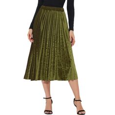 A casual and simple style, never out of fashion, is a must-have in your wardrobe. Velvet material, an elastic waistband, soft and stretch, very comfortable to wear. High-waisted and pleated design help to build your body shape perfectly, making you look taller and slimmer. Whether your dressing up or down, this skirt is perfect for any occasion. A metallic design that dials up the high shine in your party-ready repertoire. Picnic Skirt, Retro Skirt, Slip Skirt, Women's Skirts, Hem Style, Pleated Midi Skirt, Womens Clothing Sizes, Bottom Clothes, Ladies Party