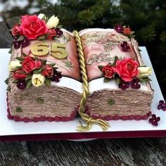 Antique Birthday Cake, Bakery Exterior, Exterior Aesthetic, Bible Cake, Cake Decorating Books, Birthday Cake For Husband, Realistic Cakes, Book Cakes, Fantasy Cake