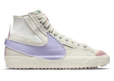 Nike Blazer Mid 77 Jumbo Glaze Powder - DO8909-167 - US Nike Blazer Mid 77 Jumbo, Mode Swag, Trendy Shoes Sneakers, Nike Blazer Mid 77, Purple Sneakers, Nike Blazers Mid, Nike Blazer Mid, Cute Sneakers, Blazer Mid