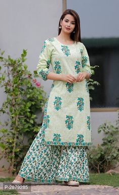 Jaipuri Suit Designs Latest, Sharara Kurti, A Line Skirt Outfits, Printed Sharara, Elegant Maxi Dresses, Cotton Night Dress, Kurta Patterns, Kurti Designs Latest