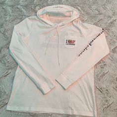 Nwot! Vineyard Vines Women’s M Lacrosse Long Sleeve Hooded Tshirt. Never Worn Letter Print Athleisure Hoodie Top, Letter Print Hoodie Top Athleisure, Athleisure Hoodie With Letter Print, Letter Print Hoodie In Athleisure Style, Casual Hoodie Tops With Logo Print, Casual Hooded Top With Graphic Print, White Graphic Print Hooded Top, White Hooded Top With Graphic Print, Athleisure Hooded Top With Letter Print