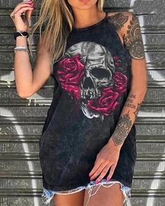 Plus Size Halloween, Off Shoulder Fashion, Tops Black, Skull Print, Punk Fashion, Cotton Tops, Print Tops, Balayage, Printed Shirts