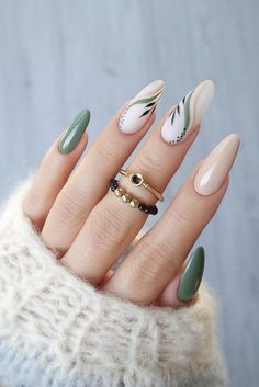 Ongles Beiges, Simple Fall Nails, Beige Nails, Nail Swag, Chic Nails, Gorgeous Nails, Green Nails, Holiday Nails