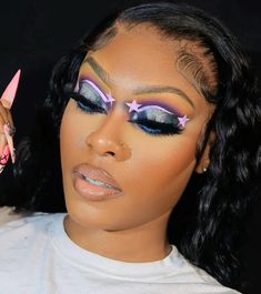 Iridescent Makeup Looks Black Women, Chocolate Girl, Makeup Things, Makeup Morphe, Makeup Favorites, Everyday Makeup Routine, Star Makeup