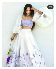 Lavender Wedding Dress Bridesmaid, Lilac Indian Outfit, Hand Painted Lehenga, Painted Lehenga, Lilac Lehenga, Haldi Outfits, Blouse Designer