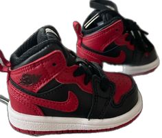 Shoes Jordan 1, Mid Sneakers, Shoes Jordan, Jordan Black, Kids Jordans, Baby Walker, Jordan 1 Mid, Baby Size, Jordan Shoes