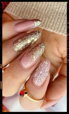 Lana Nails, Beige Nails Design, Xmas Nail Designs, Christmas Nail Art Easy, Glittery Nails, Christmas Nails Easy, Beige Nails, Nail Idea, Christmas Nails Acrylic