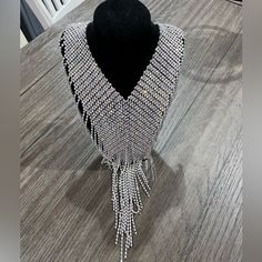 Brand New With Tags Stunning Long Cleavage Necklace Elegant Long Bib Necklace For Party, Silver Long Bridal Necklace For Party, Silver Necklace With Rhinestone Fringe For Party, Cleavage Necklace, Cascade Necklace, Spike Necklace, Statement Bib Necklace, Gold Statement Necklace, Beaded Statement Necklace