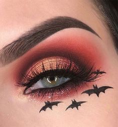 Halloween Eye Makeup, Spooky Halloween Eye Makeup Look, Spooky Halloween Eye Makeup Ideas, Halloween Eye Makeup Ideas, Spider Eye Makeup, simple Halloween eye makeup ideas Ide Halloween, Halloween Makeup Videos, Makeup Zombie, Halloween Make-up Looks, Halloweenský Makeup, Tutorial Eyeliner, Holloween Makeup, Eyeliner Tips