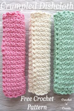 crocheted dishcloths are lined up on a wooden surface with the words free crochet pattern below them