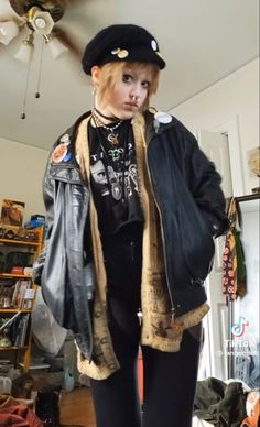 Winter Punk Outfits Grunge Fashion, Gloomcore Outfits, Folk Punk Outfit, Folk Punk Fashion, German Street Fashion, Winter Punk Outfits, Punk Winter Outfits, Post Punk Fashion