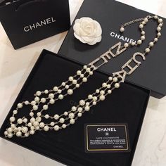 ChanelNecklace Collar Chanel, Chanel Sign, Necklace Chanel, Louis Vuitton Shirt, Chanel Shirt, Chanel Necklace, Jewel Necklace, Chanel Earrings, Chanel Jewelry