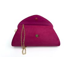 * More colours and designs available * Gorgeous velvet clutch bag with bee detail. Use it as a classic clutch or attach the shoulder strap to wear over your shoulder or as a crossbody  - Chain strap - Magnetic closure  - Inner pocket  - H: 13cm X W: 26cm  X D:5cm approximately  Due to different monitor settings, colours may differ slightly from those pictured More available here: https://www.etsy.com/uk/listing/1380697311/ https://www.etsy.com/uk/listing/1277416690/ https://www.etsy.com/uk/listing/1435894978/ https://www.etsy.com/uk/listing/1159657482/ Elegant Envelope Bag With Fold Over Clasp, Chic Clutch With Magnetic Closure As Gift, Gift Clutch Shoulder Bag With Magnetic Closure, Elegant Pouch Evening Bag With Fold Over Clasp, Event Clutch Shoulder Bag With Magnetic Closure, Event Shoulder Clutch Bag With Magnetic Closure, Envelope Evening Bag With Magnetic Closure, Elegant Envelope Evening Bag With Removable Pouch, Elegant Magnetic Closure Envelope Evening Bag