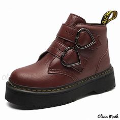 Olivia Mark - Workwear Short Boots with Thick Platform, Heart-Shaped Buckle and Casual Style Winter Shoes Casual, Womens Winter Shoes, Workwear Shorts, Casual Footwear, Winter Shoes For Women, Cute Sneakers, Womens Winter, Martin Boots, Chunky Platform