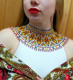 Diy Necklace Patterns, Traditional Necklace, Beaded Stuff, Ethnic Necklaces, Necklace Patterns, Traditional Wear, Handmade Necklace, Beaded Necklaces, Beading Tutorials