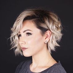 Pixy Cut, Short Hair Cuts For Round Faces, Short Shag Haircuts, Long Pixie Cuts, Layered Hairstyles, Haircut Styles, Hair 2024, Wavy Hairstyles, Pixie Hair