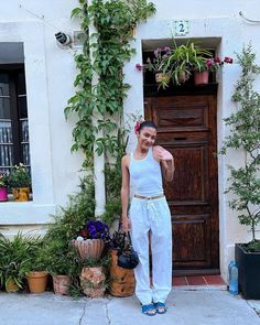 Olivia Dean Outfits, Olivia Dean Style, Olivia Dean, Scandi Fashion, Baby Olivia, Mood Board Fashion, Gwyneth Paltrow, Summer Vibes, Style Icons