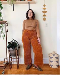 Kotn on Instagram: “👁: @shannydoots wearing the Fitted Turtleneck in Camel. Limited quantities still available in-store and online.” Shannon Buckley, Corduroy Outfits, Halal Outfits, Curvy Street Style, Parisian Outfit, Stylish Plus Size Clothing, Curated Closet, Older Women Fashion