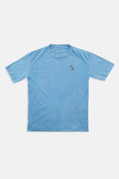 Discover the perfect balance of comfort and style with Polonio's logo-appliquéd T-shirt. Meticulously crafted from lightweight and breathable cotton-jersey, this shirt boasts a luxuriously soft finish. Its versatile regular fit design make it an essential foundation piece for any well-curated wardrobe. 98% cotton, 2% elastane Polonio logo appliqué Made in Italy Machine wash Curated Wardrobe, Applique Tee, Foundation Piecing, Blue Logo, Make It, Men's T Shirt, Foundation, Italy, Wardrobe