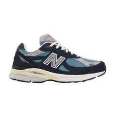 Find NEW BALANCE Teddy Santis X 990v3 Made In Usa 'navy on Editorialist. Inspired by an original colorway of the NB Comp 100 running shoe, the New Balance 990v3 Made in USA ‘Navy’ merges premium materials with a responsive ride. Airy steel blue mesh is utilized on the upper, fortified with pigskin suede overlays in navy and grey. Red lettering spells out ‘New Balance USA’ across the tongue, while a sliver ‘N’ logo decorates the quarter panel. Lightweight cushioning arrives via New Balance’s ENCAP midsole, featuring a soft EVA core with a tough polyurethane rim. New Balance Teddy Santis, New Balance 990v3, Teddy Santis, New Balance Trainers, New Balance Blue, Logo Shoes, New Balance Sneakers, Latest Sneakers, Trainer Sneakers