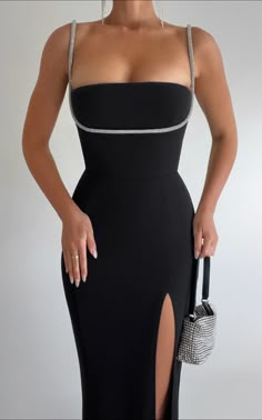 Glamorous Sheath Midi Dress For Night Out, Glamorous Evening Bodycon Sheath Dress, Glamorous Evening Midi Bodycon Dress, Glamorous Black Bandage Dress For Party, Glamorous Midi Length Bodycon Dress For Evening, Black Bandage Dress For Evening Party Season, Formal Evening Bodycon Dress, Elegant Mini Bodycon Cocktail Dress, Elegant Bodycon Bandage Dress For Club