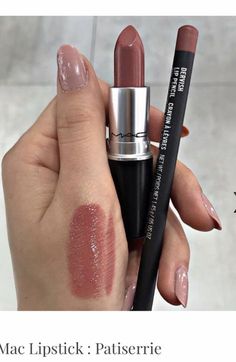 Popular Mac Lipsticks, Beauty Eye Makeup, Mac Lipstick Swatches, Best Mac Lipstick, Mac Lipsticks, Eye Makeup Ideas, Art Design Ideas