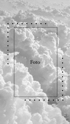 an aerial view of clouds with the words foto above it in black and white