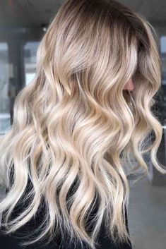 2022 Hair Trends, Fringe Styles, Blonde Lowlights, Buttery Blonde, Hair 2022, 2023 Hair, Balayage Blonde, Dirty Blonde Hair