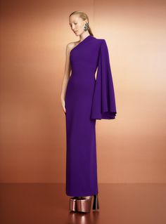 The Elisa Maxi Dress in Amethyst – Solace London US Spring Summer 23, Solace London, London Dress, Black Ombre, Plain Dress, Lolita Dress, Kpop Outfits, Winter Dresses, Purple Dress