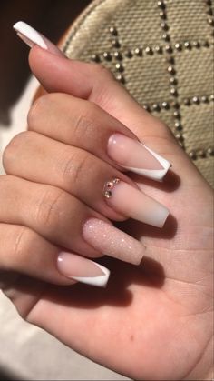 Cute Simple Nails Acrylic Coffin Long, Long Professional Nails, Acrylic Nails Rhinestones Simple, Girly Nails Acrylic Classy, Acrylic Nails Nude Design, Classy Baddie Nails Black, Long Acrylic Nails Ideas Simple, White And Nude Acrylic Nails, Coffin Acrylic Nails French Tip