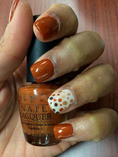 Autumnal Shellac Nails, Beetles Fall Nails, Thanksgiving Nails Acrylic Coffin Short, Fall Nails Professional, Ombre Thanksgiving Nails, Thanksgiving Fall Nail Designs, Thanksgiving Toes Nails, Short Fall Leaves Nails, Fall Nail Designs For Beginners