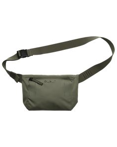 The hands-free everyday bag. An essential function for the modern Woman. Osprey Packs, Luggage Shop, Carry On Size, Quick Release Buckle, Secret Sale, Luggage Sets, Hip Bag, Everyday Bag, Moss Green