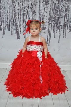 Red Christmas // Feather tutu Christmas by TastefullyTinyTutus Red Feather Dress, Feather Couture, Feather Tutu, Christmas Tutu, Red Tutu, Dress Couture, Red Feather, Couture Dress, Feather Dress