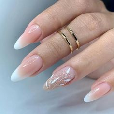 Gold And White Nail Designs, Engagement Nails, Wow Nails, Glamour Nails, Blush Nails, Almond Acrylic Nails, Bride Nails, Acrylic Nails Coffin Short, Baby Boomer